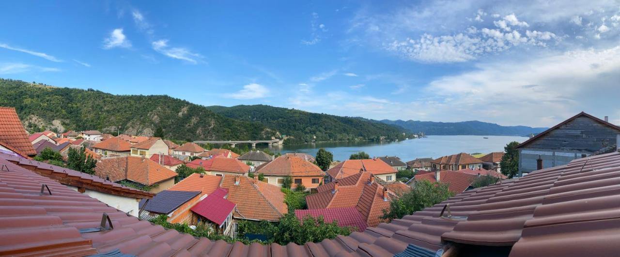 Apartament La Sika Orşova 外观 照片