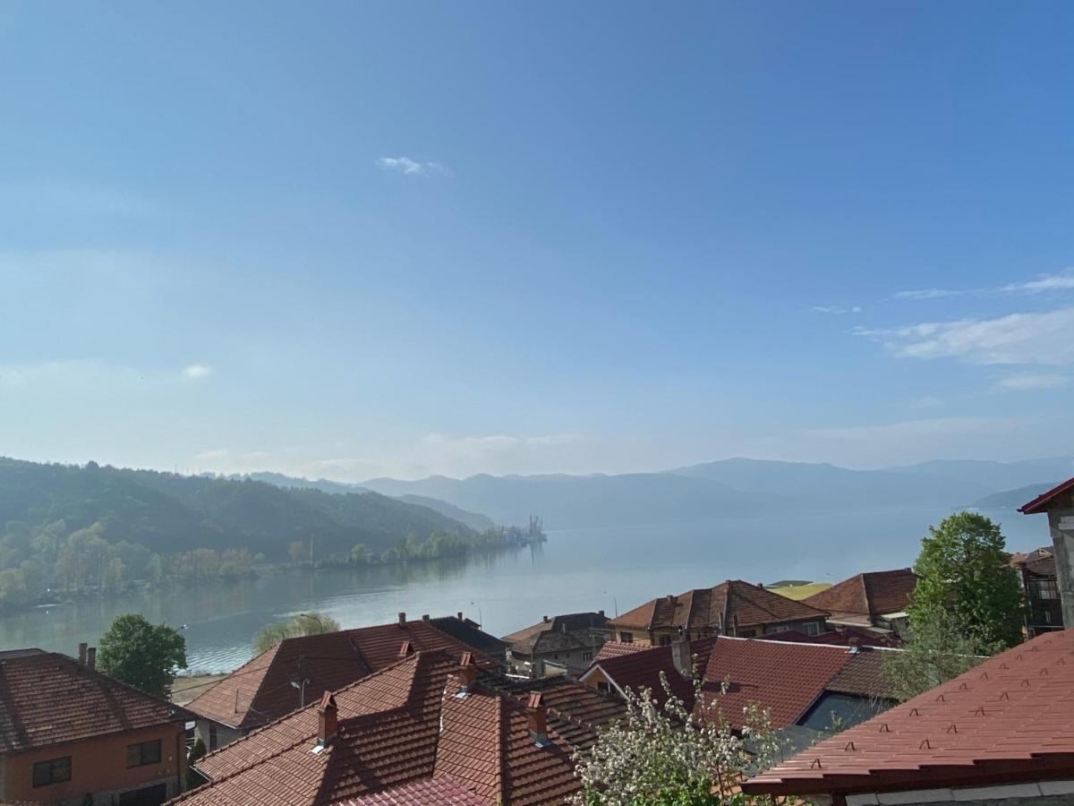 Apartament La Sika Orşova 外观 照片