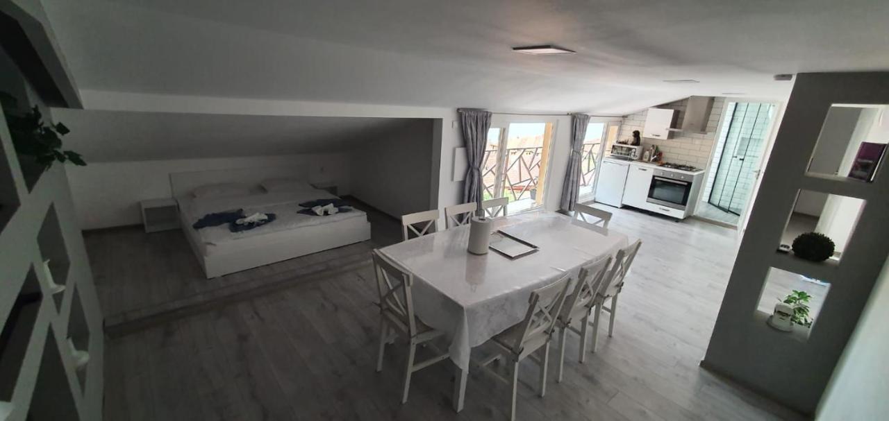 Apartament La Sika Orşova 外观 照片